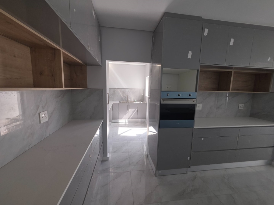 4 Bedroom Property for Sale in Sandown Western Cape